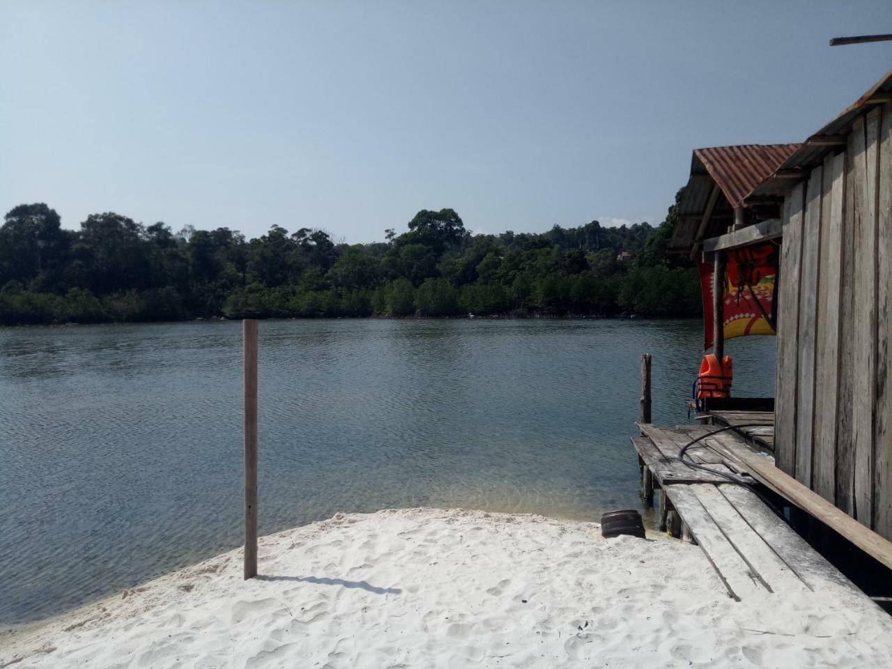 Sandbank Restaurant & Camping Koh Rong Kaoh Touch Экстерьер фото